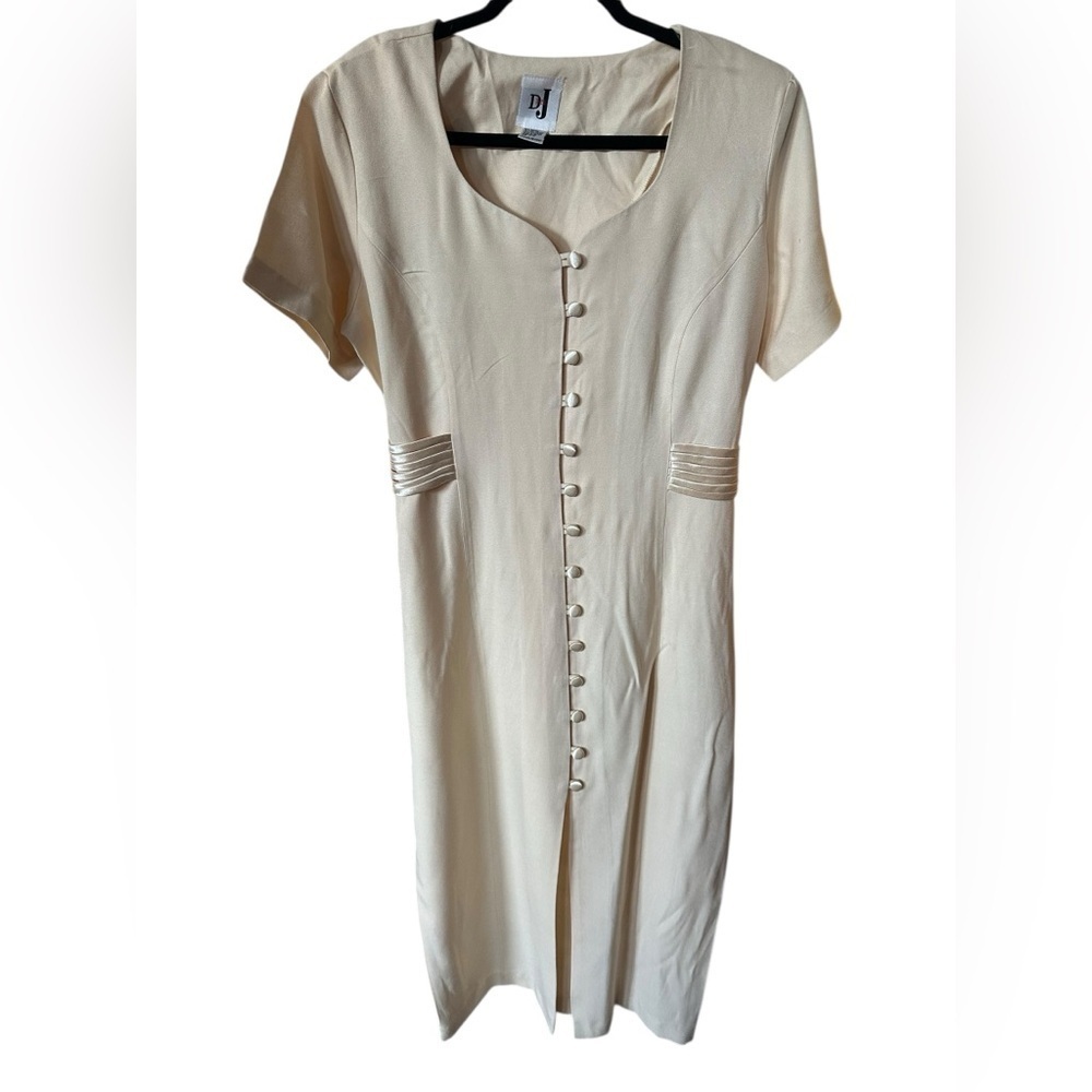 DJ int’l vintage Elegant Cream Fabric size 13/14